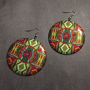 Patterned disc earrings